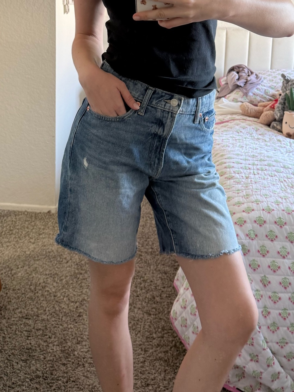 GAP Women's Mid-Wash Denim Bermuda Shorts
